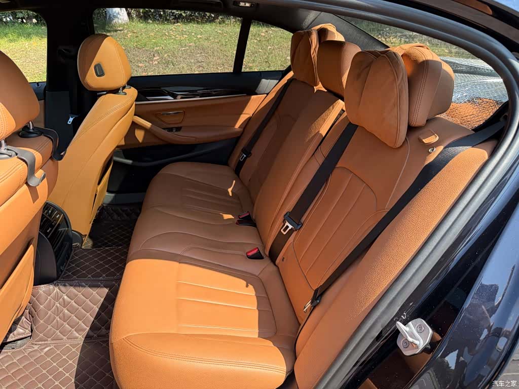 BMW 5 Series, 2018 12