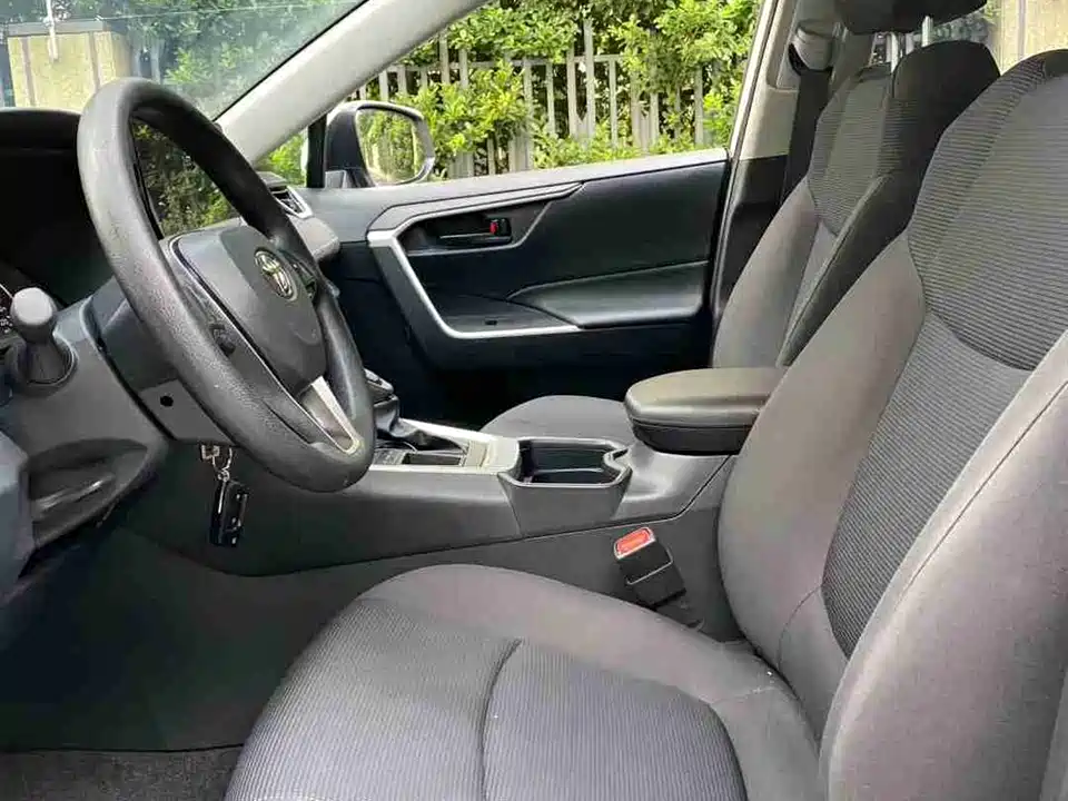 Toyota RAV4 Rongfang