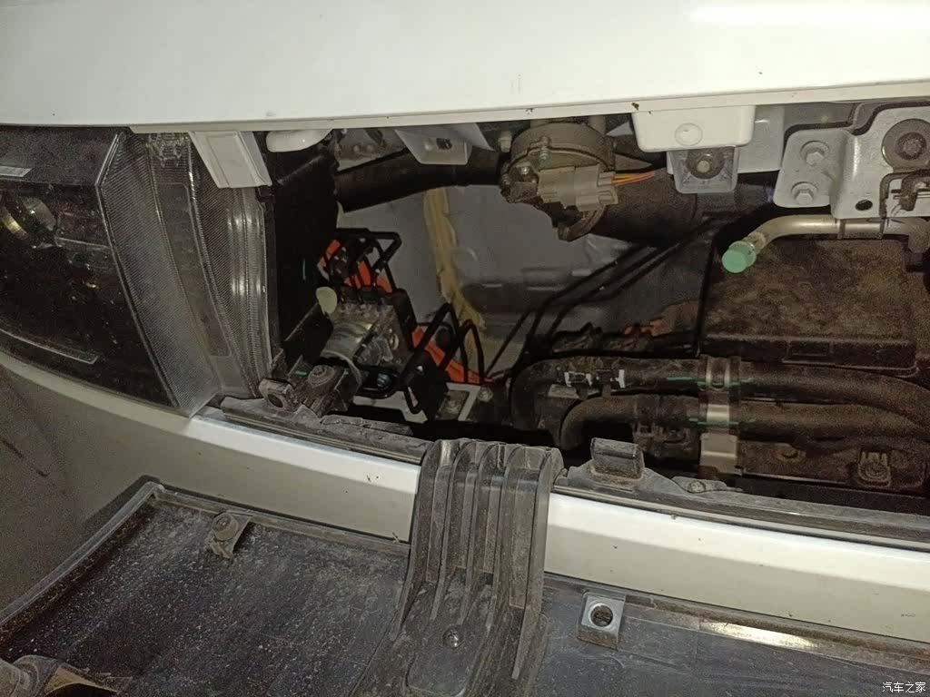 Maxus V1, 2026 21