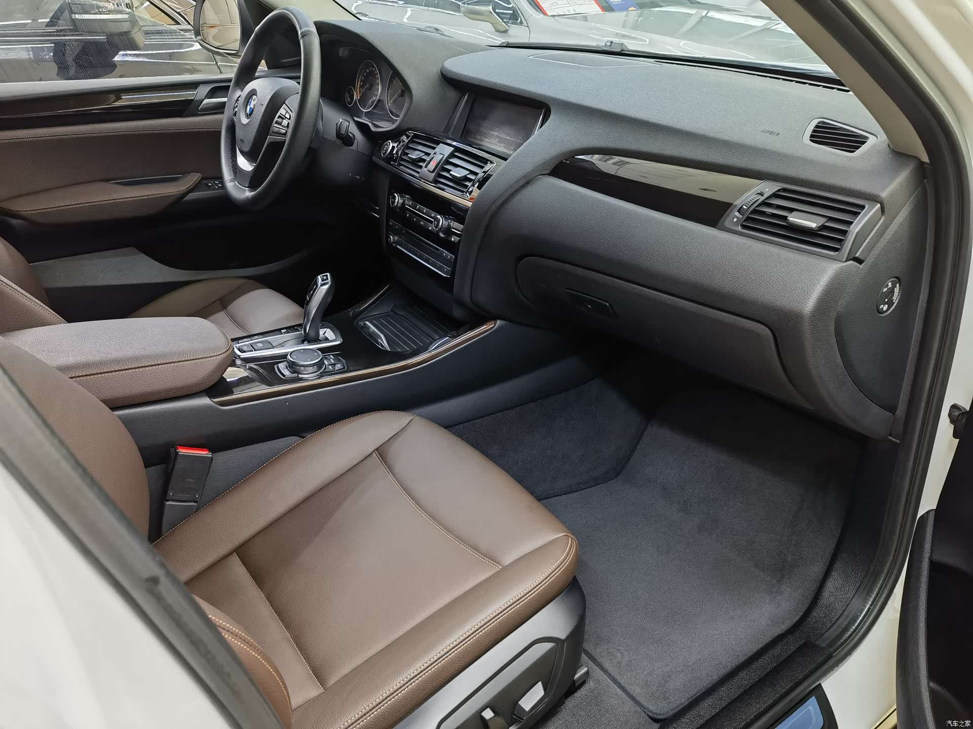 BMW X4, 2015 10