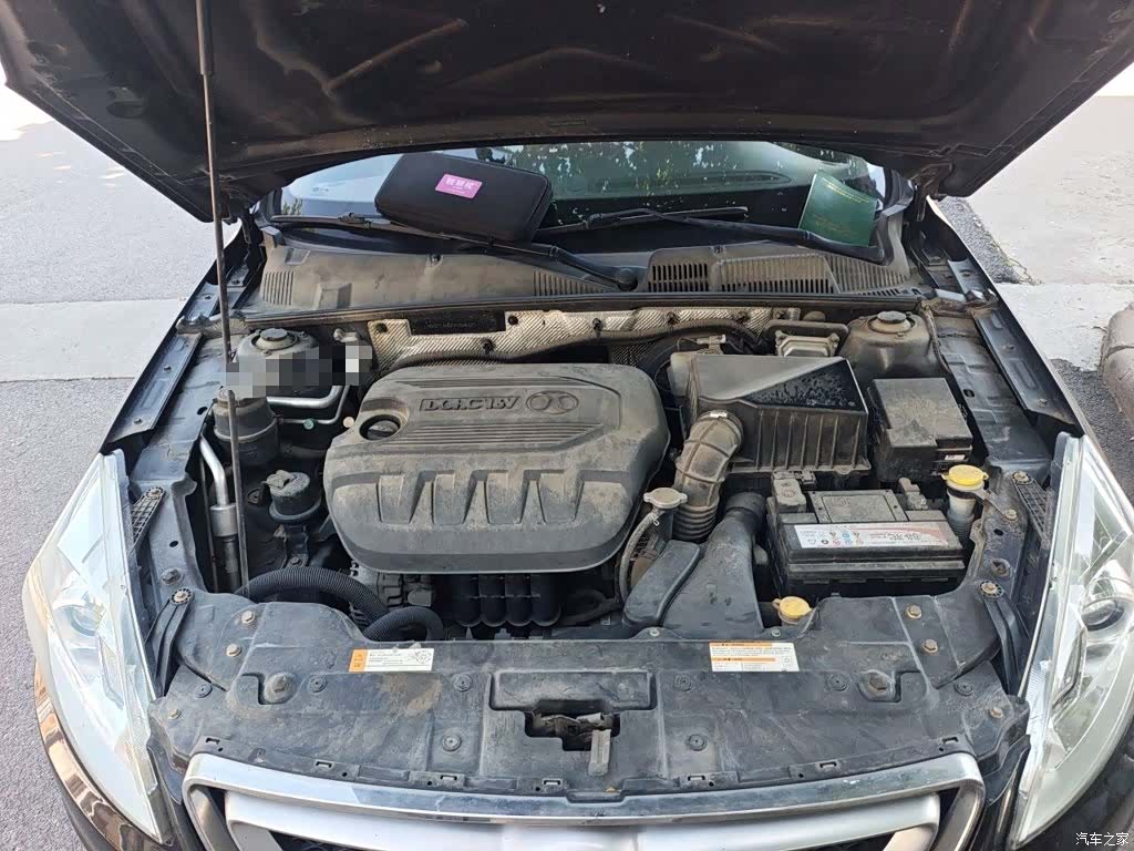BAIC D50, 2015 17