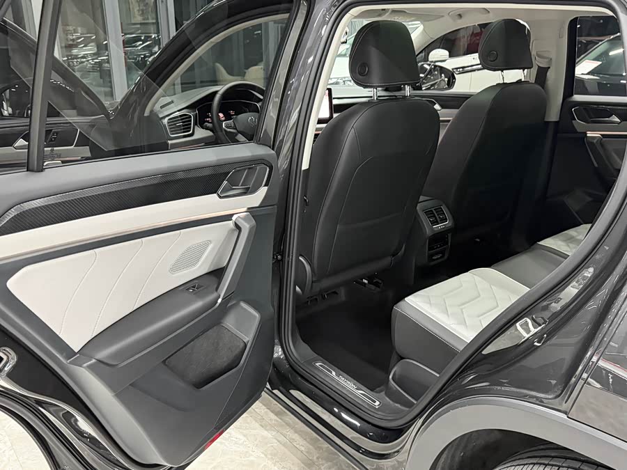 Volkswagen Tayron 2022, фото 16