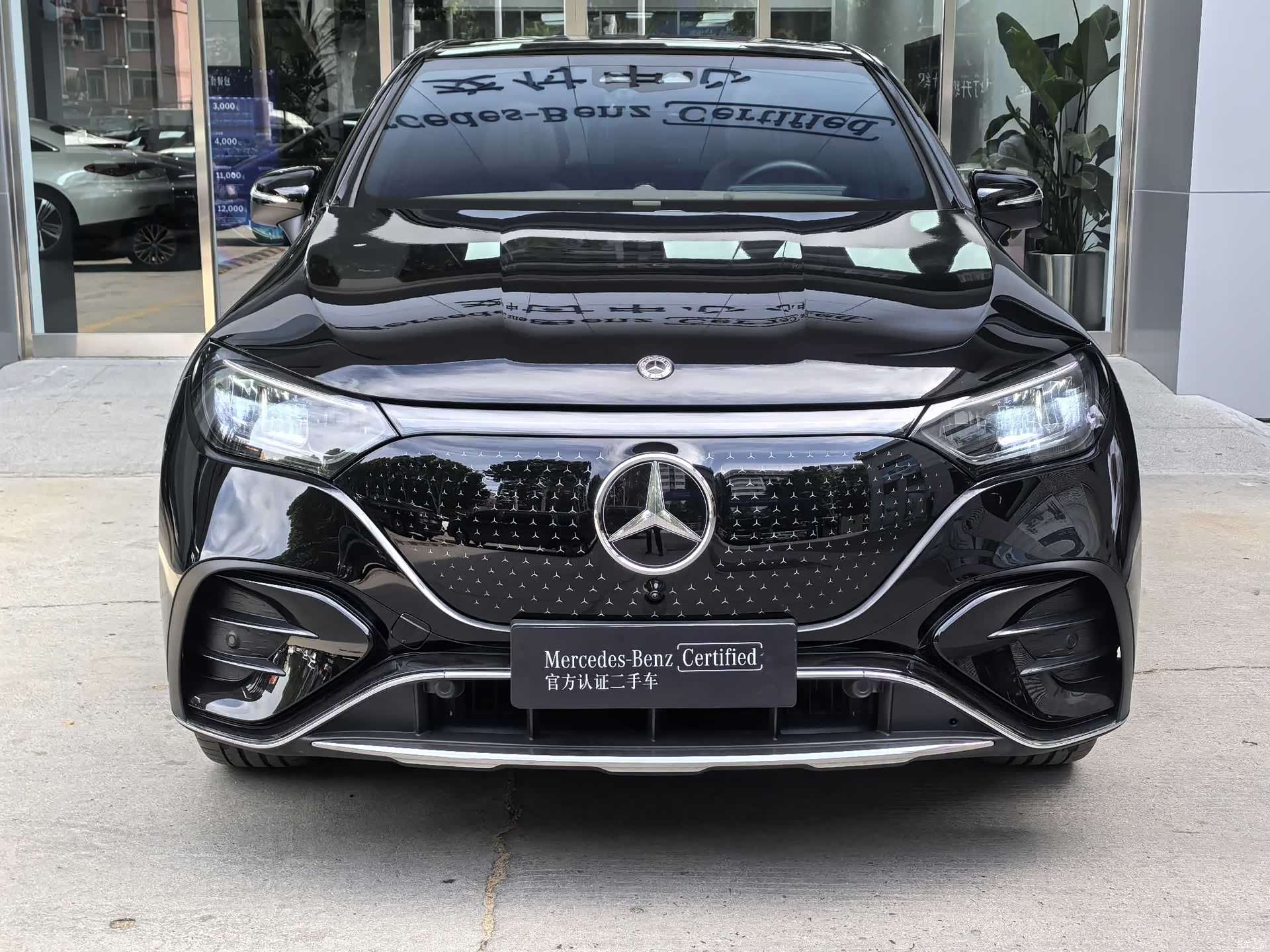 Mercedes-Benz EQE, 2024 4
