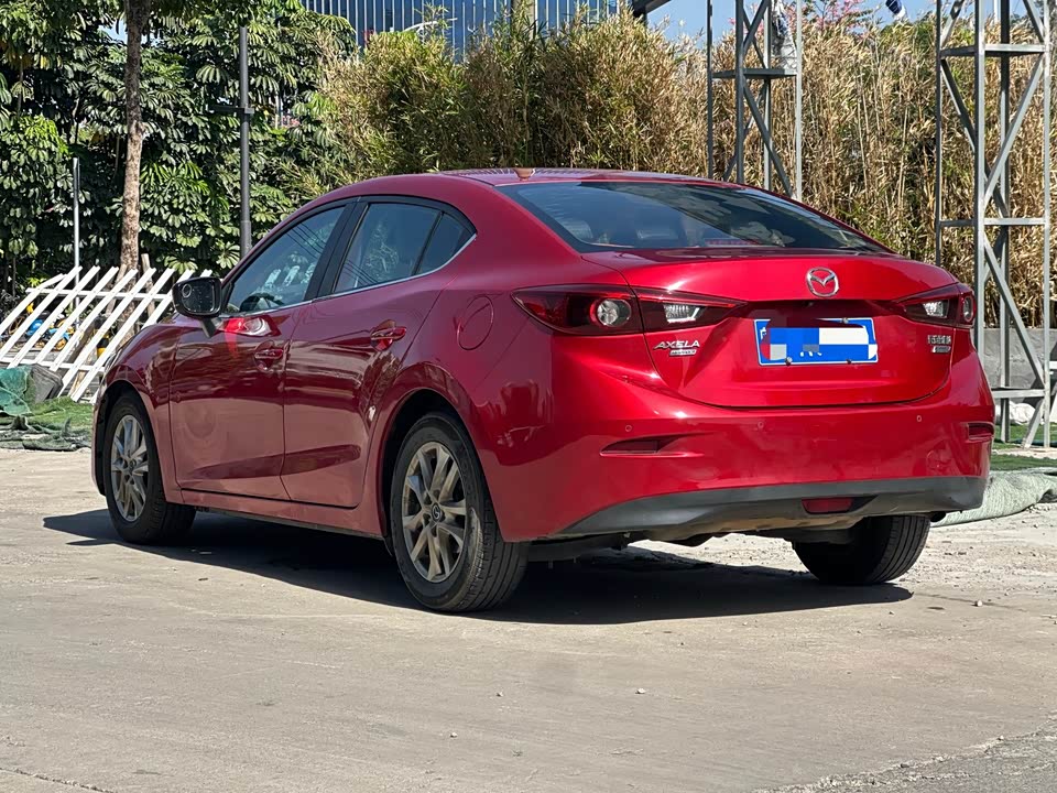 Mazda 3 Angkesaila