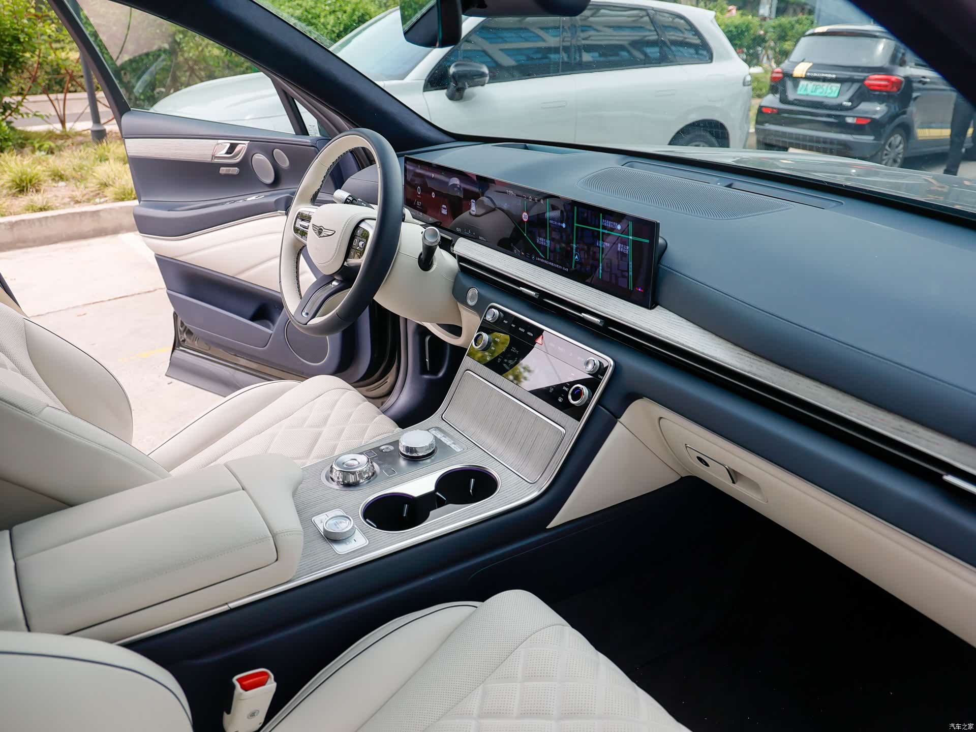 Genesis GV80, 2024 11