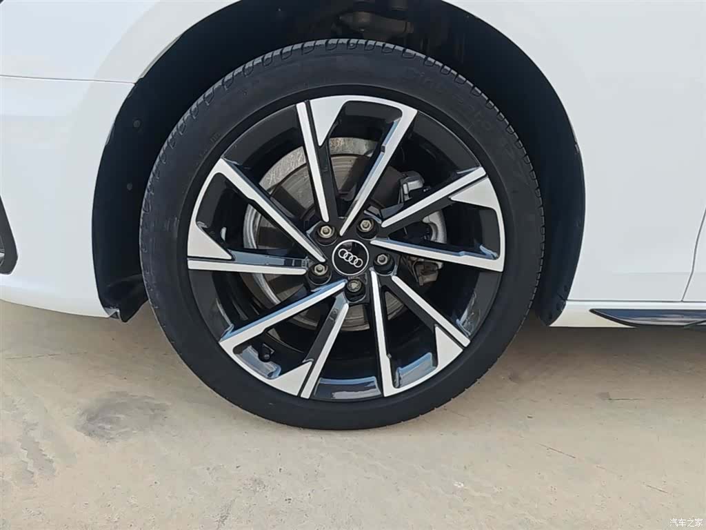 Audi A4L, 2023 23