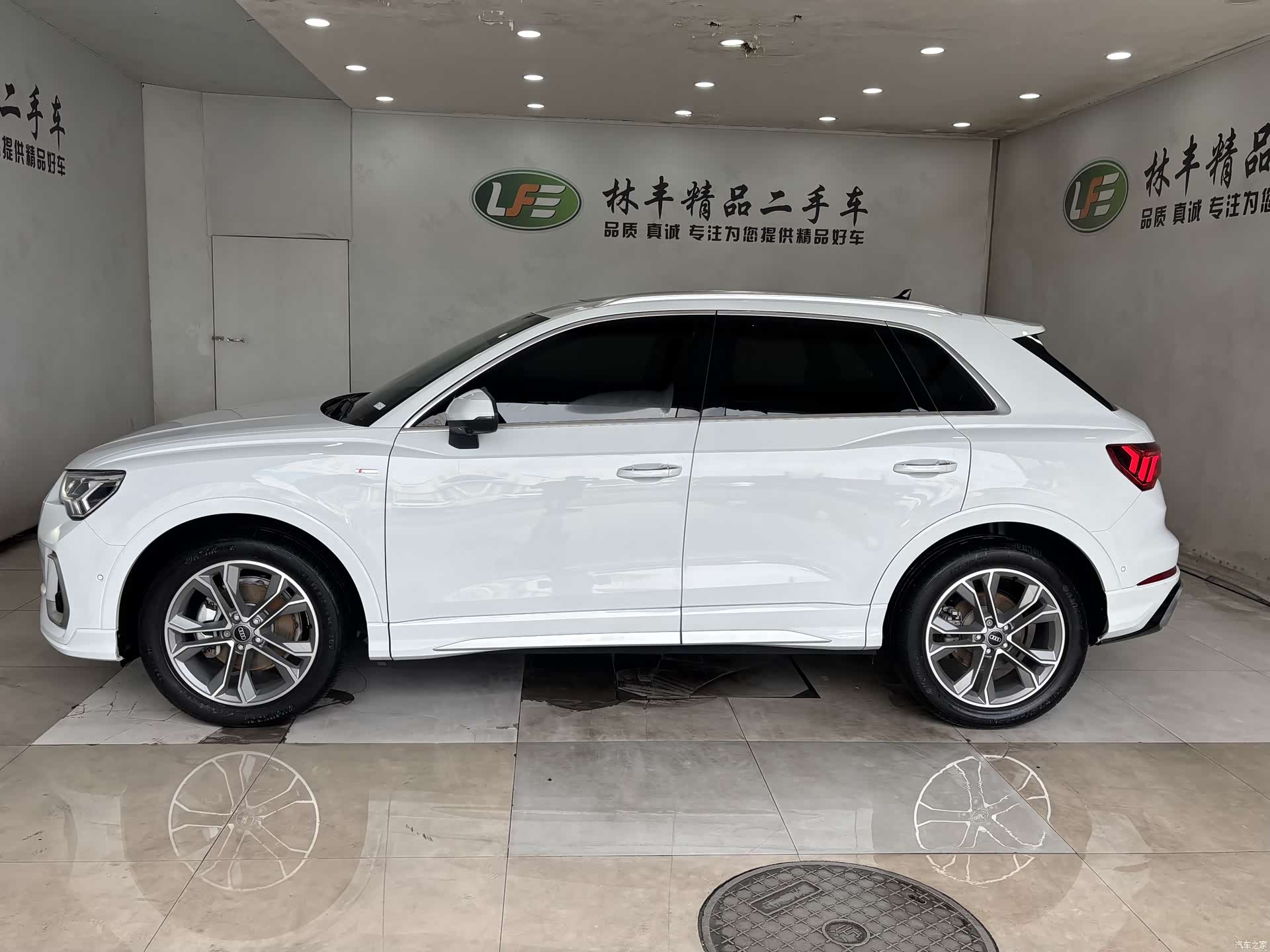 Audi Q3, 2025 4