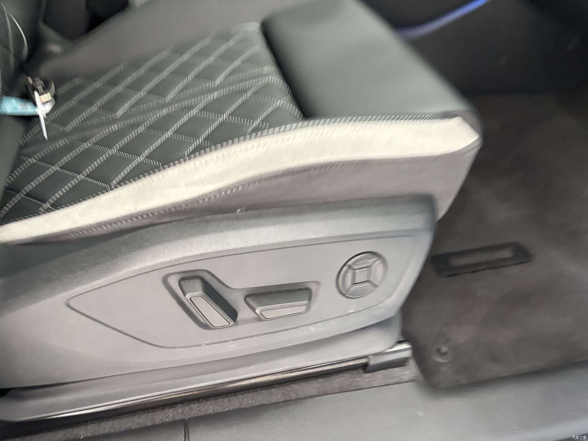Audi Q3, 2025 26
