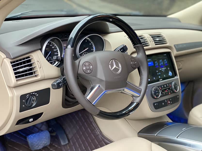 Mercedes-Benz R-class