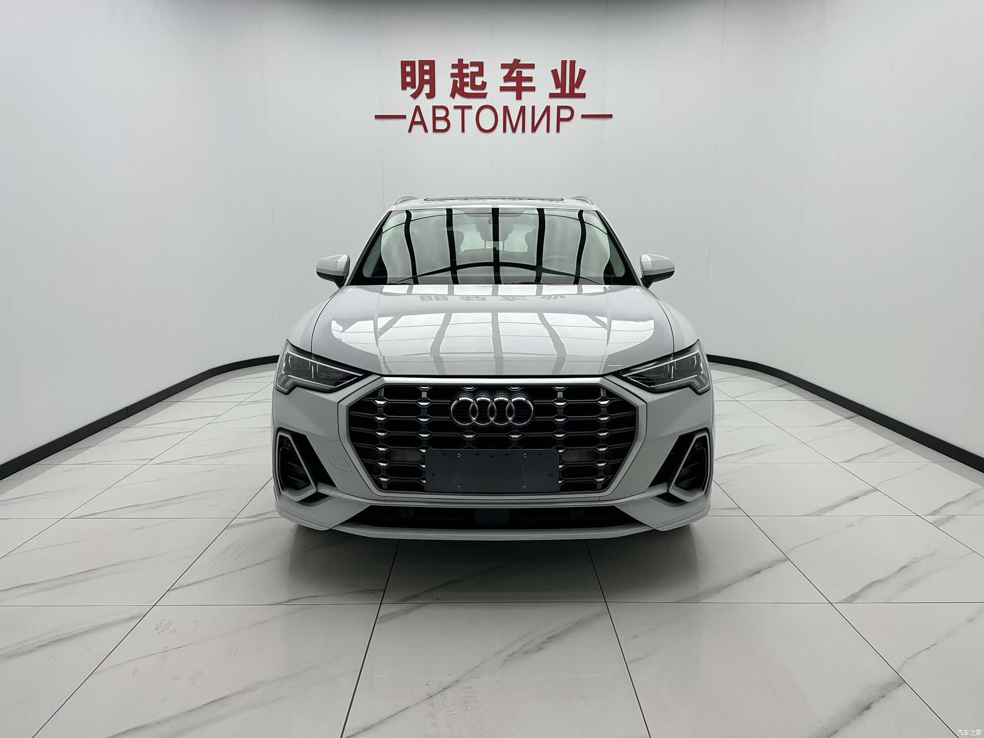 Audi Q3, 2022 2