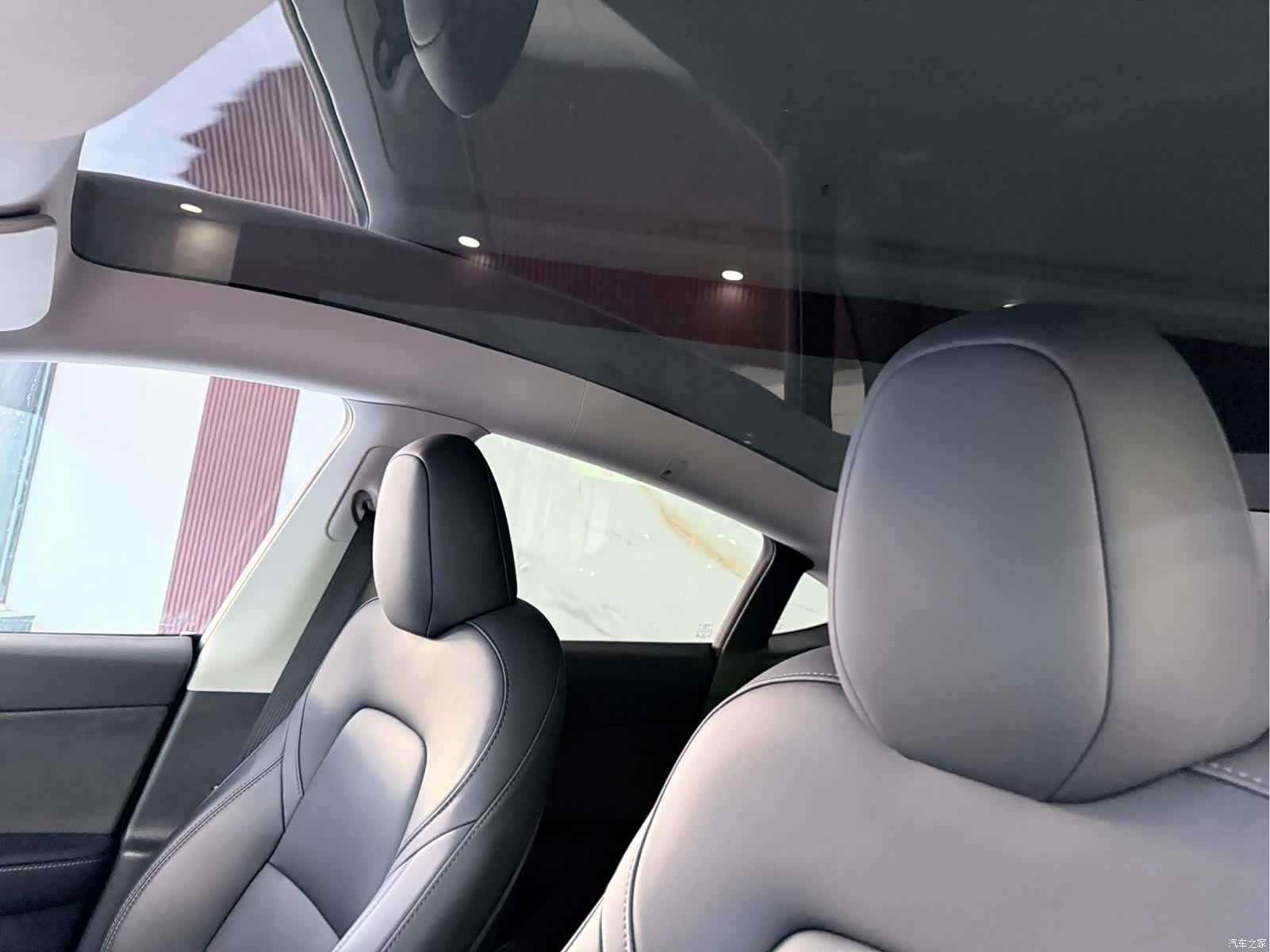 Tesla Model 3, 2023 9