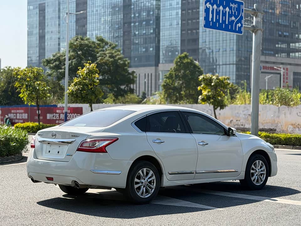 Nissan Teana