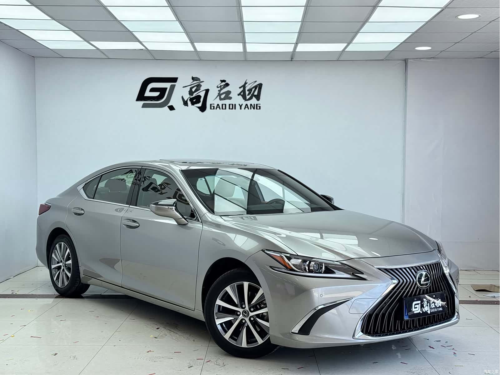 Lexus ES, 2021 3