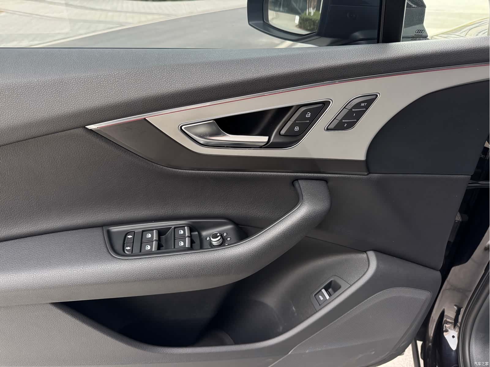 Audi Q7, 2018 все фото