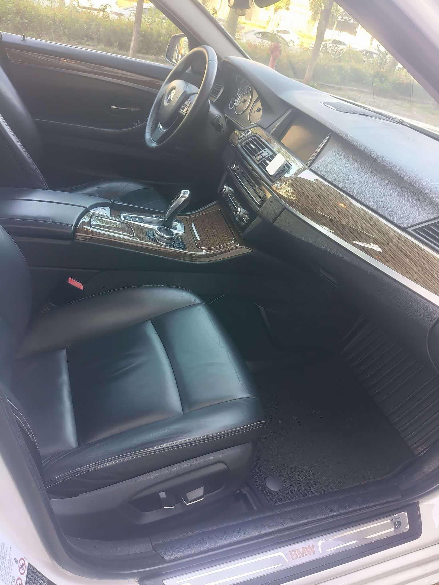 BMW 5 Series, 2014 9