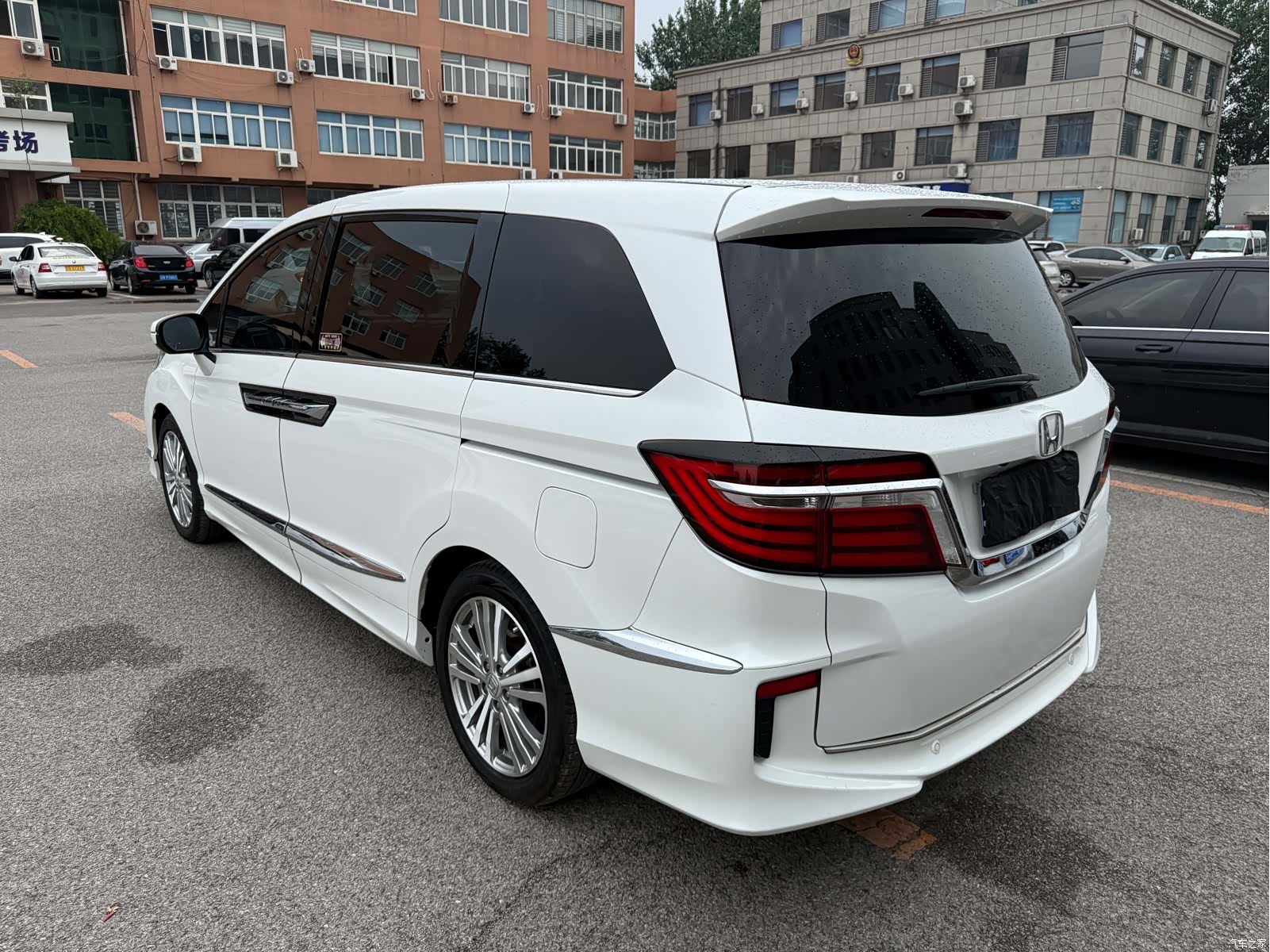 Honda Elysion, 2019 7