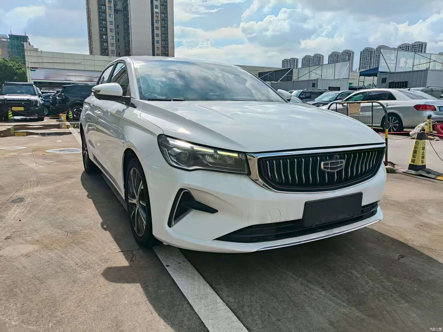 Geely Emgrand, 2021 3