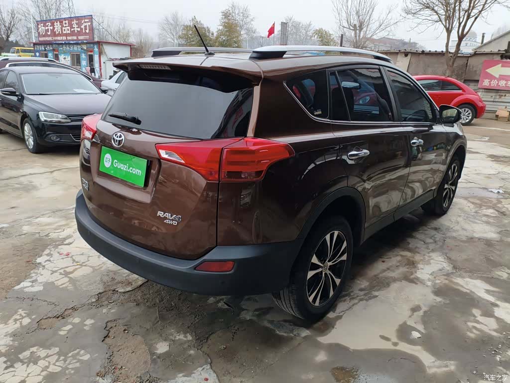 Toyota RAV4, 2014 все фото