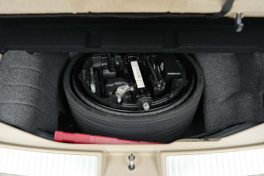 Mercedes-Benz R-Class, 2014 28
