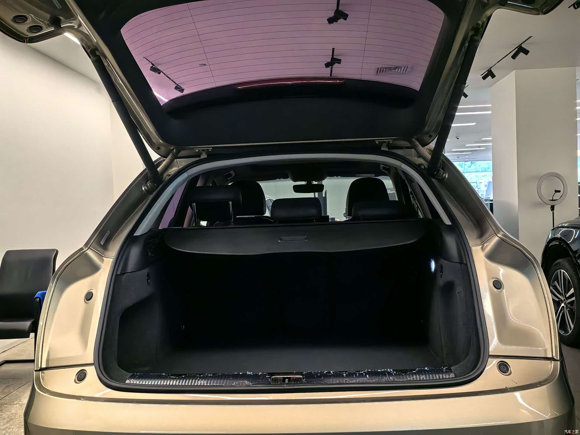 Audi Q3, 2017 13