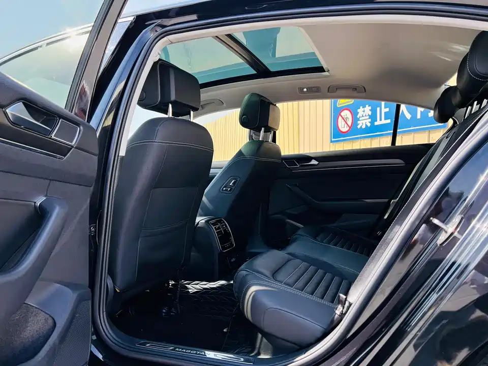Volkswagen Magotan
