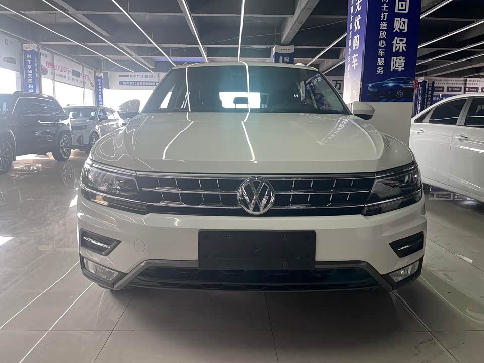 Volkswagen Tiguan L