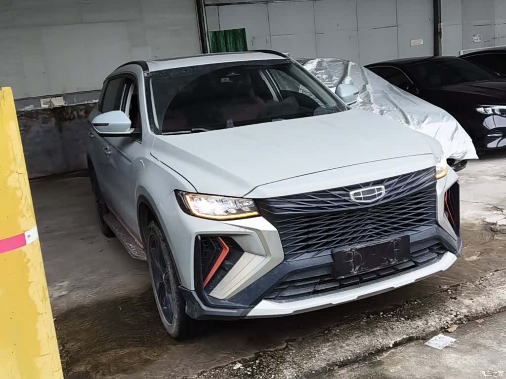 Geely Boyue, 2022 4