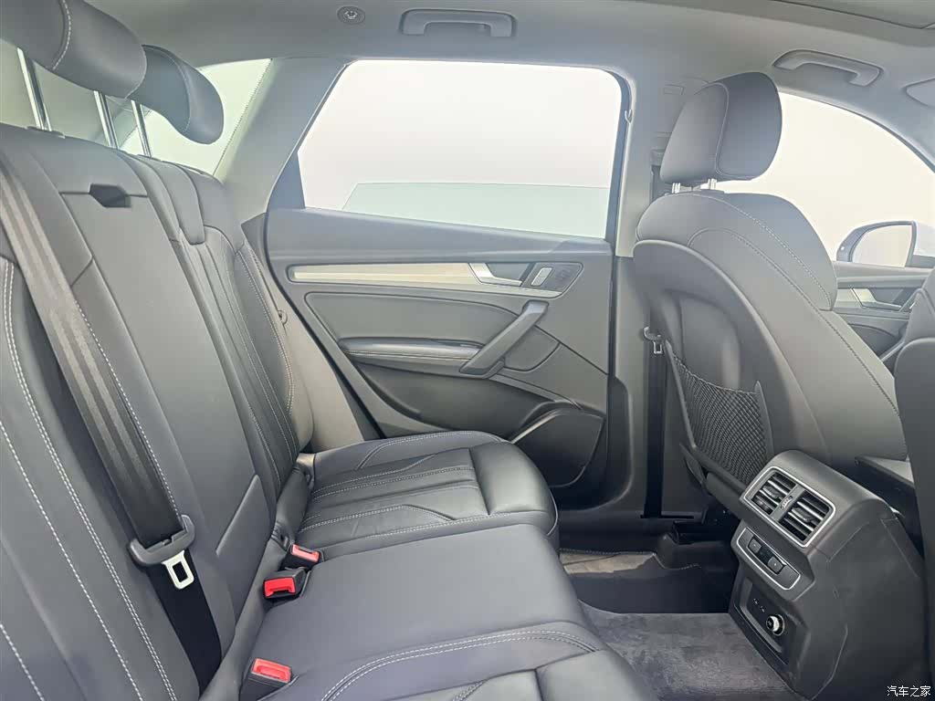 Audi Q5L, 2024 7