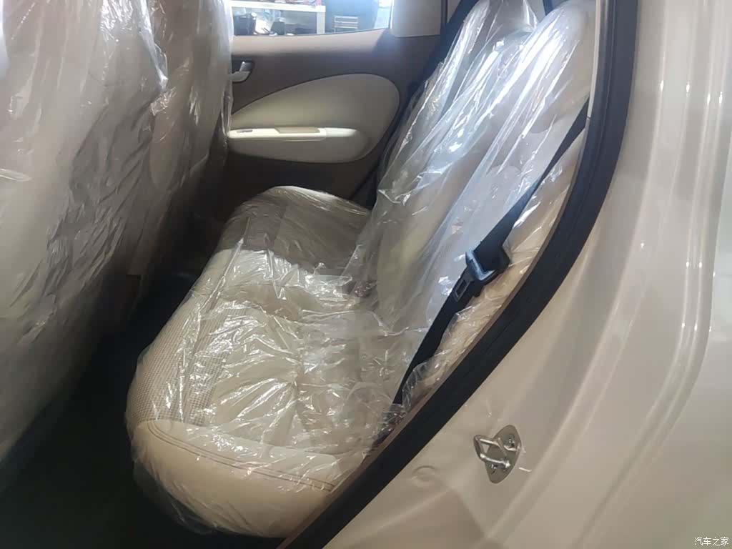 Wuling MINIEV, 2026 17