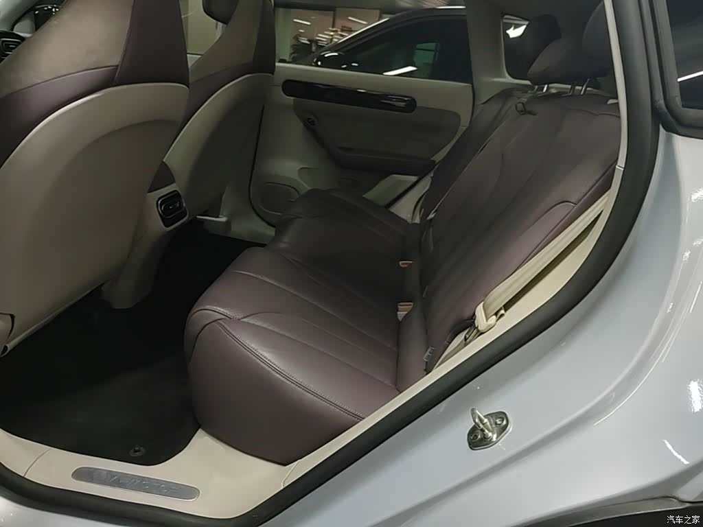 Leapmotor C11, 2023 17