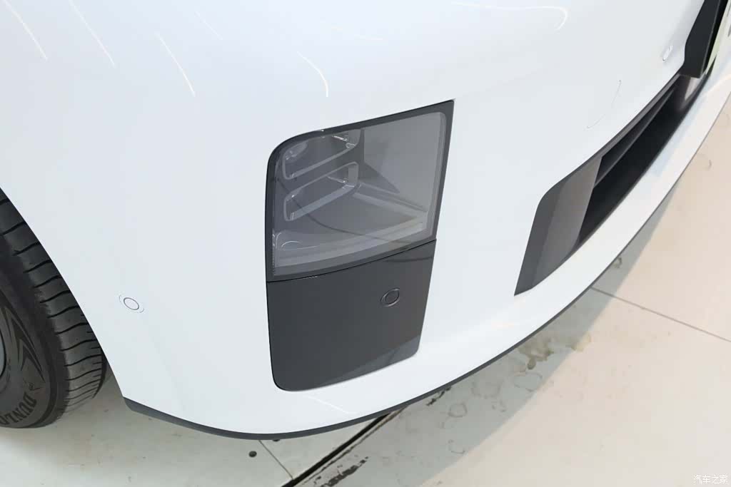 Li Auto i6, 2026 10