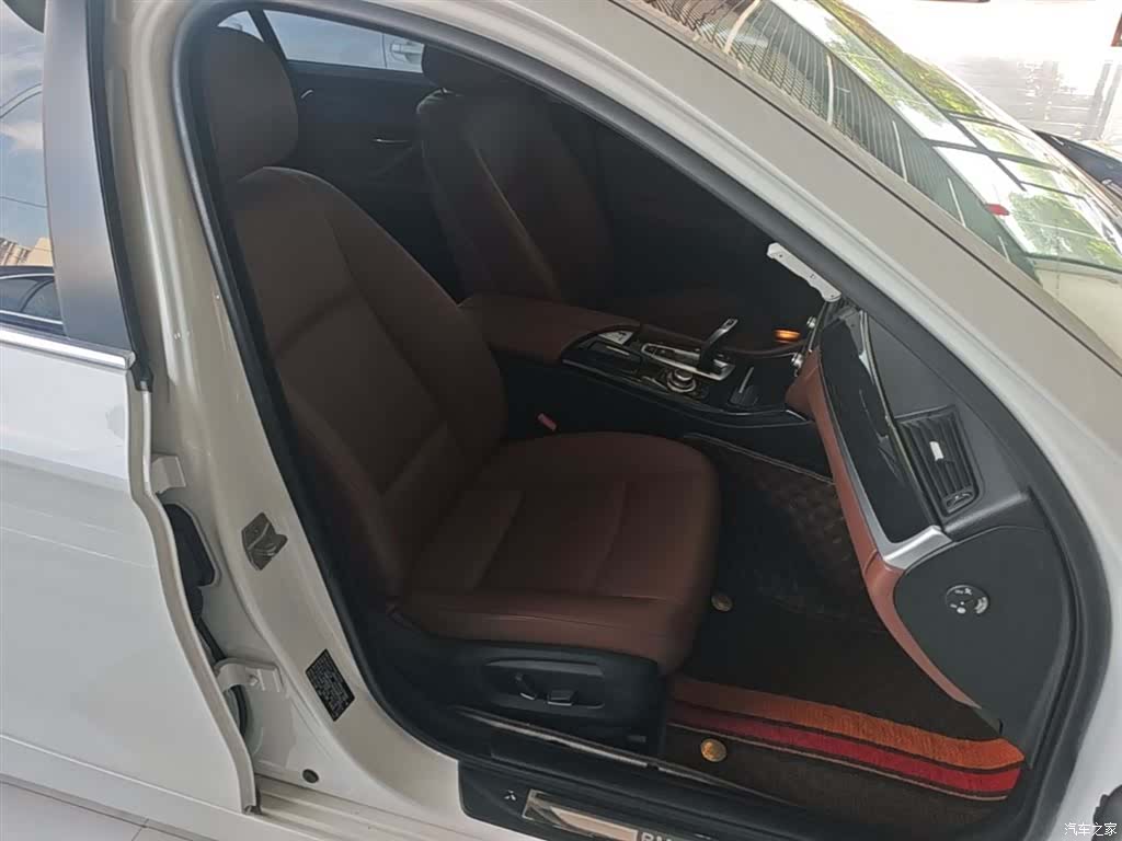 BMW 5 Series, 2017 25