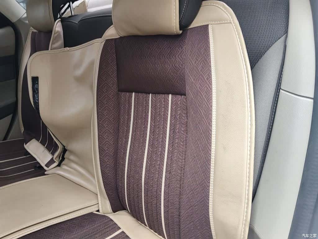 Ford Focus, 2015 18