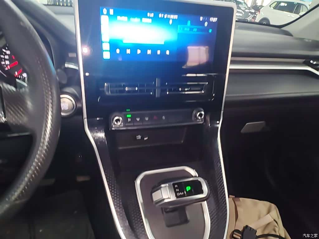 Haval M6, 2022 9