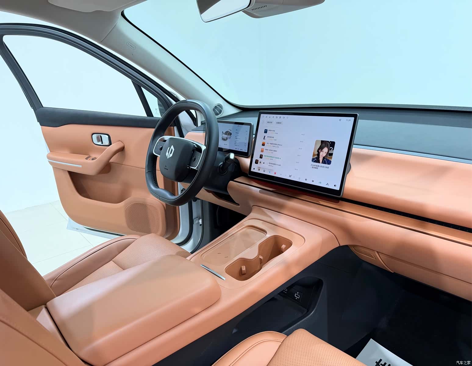 Leapmotor C16, 2025 15