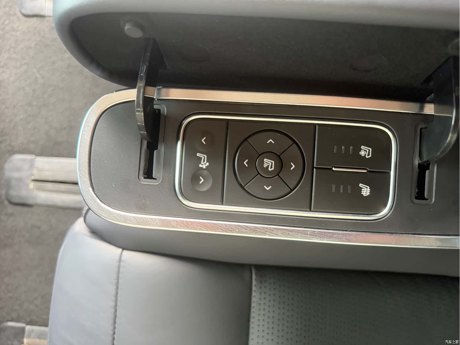 Trumpchi M8, 2020 11