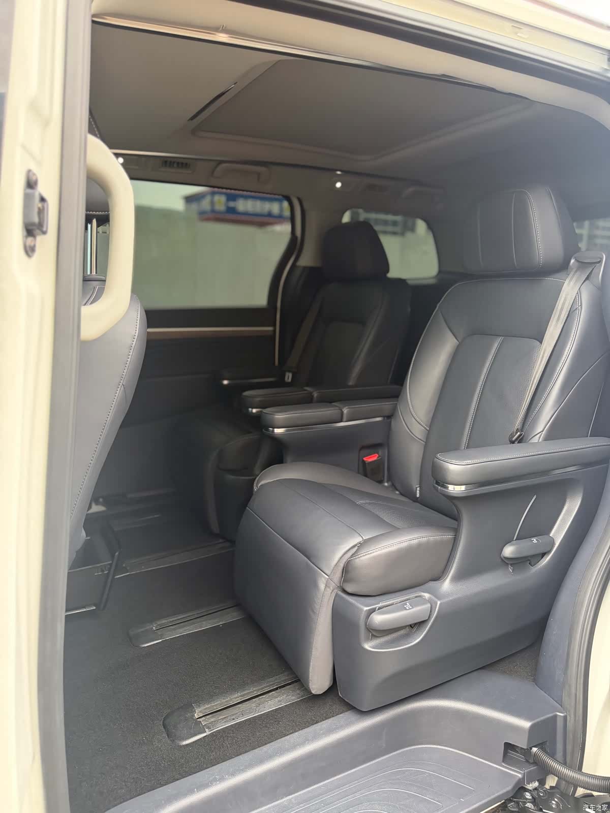 Trumpchi M8, 2020 6