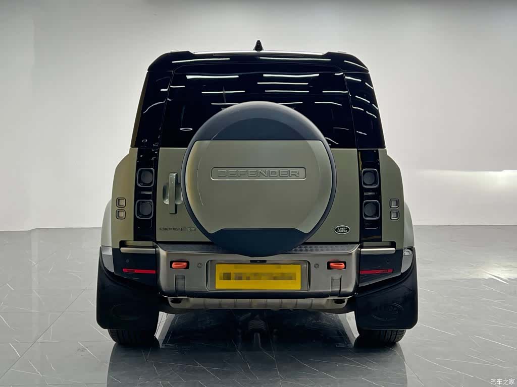 Land Rover Defender, 2022 все фото