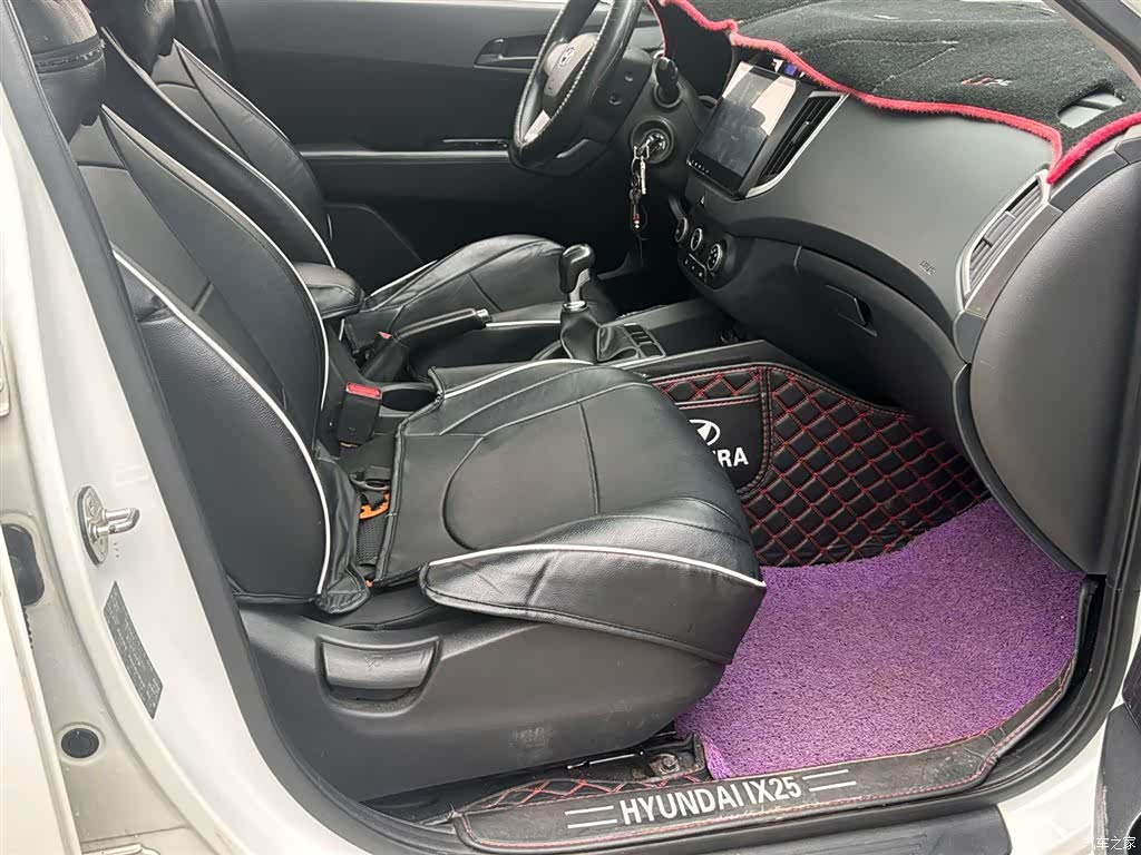 Hyundai ix25, 2017 18