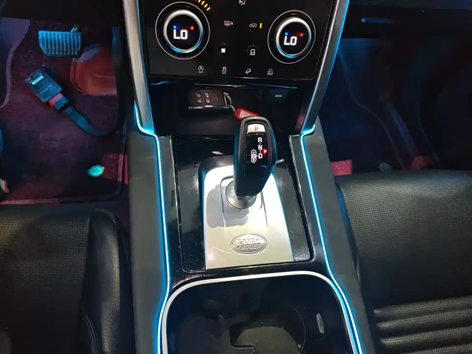 Land Rover Discover sports