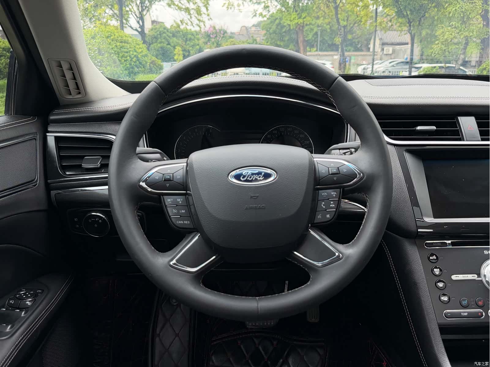 Ford Taurus, 2018 8
