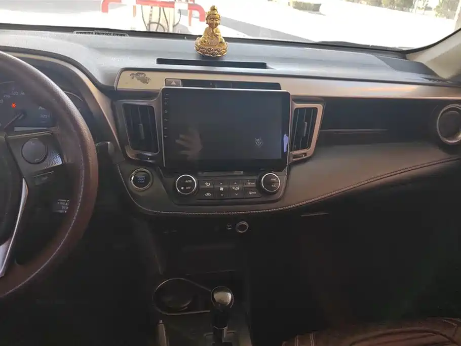 Toyota RAV4 Rongfang