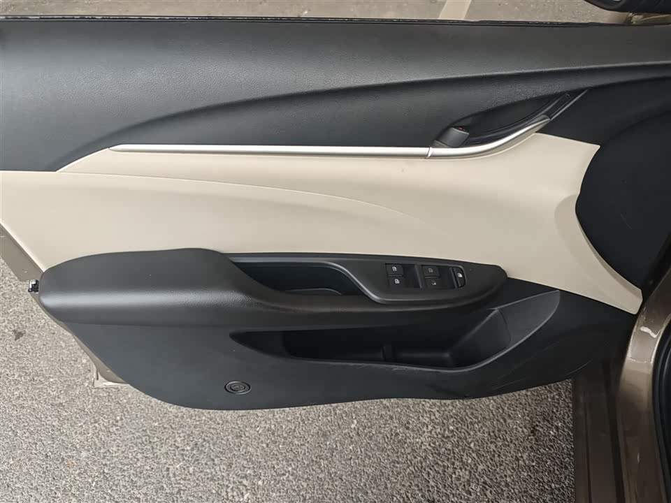 Buick Yinglang