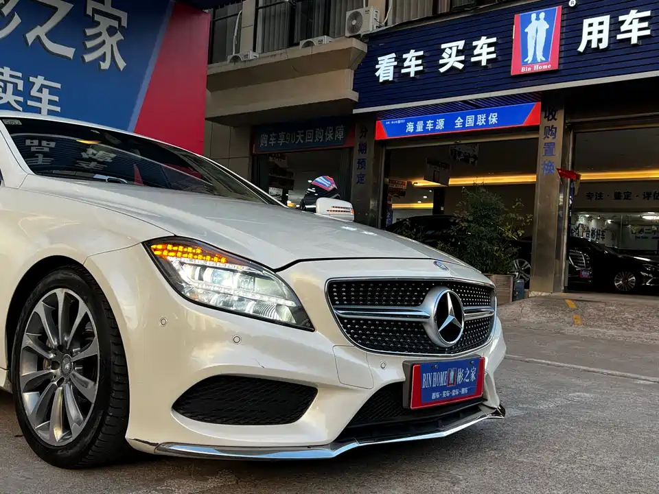 Mercedes-Benz CLS