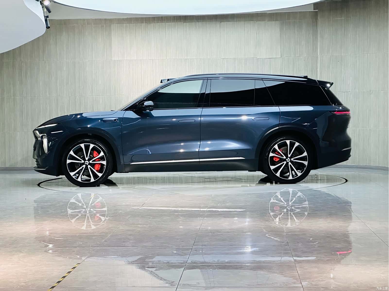 NIO ES8, 2023 4