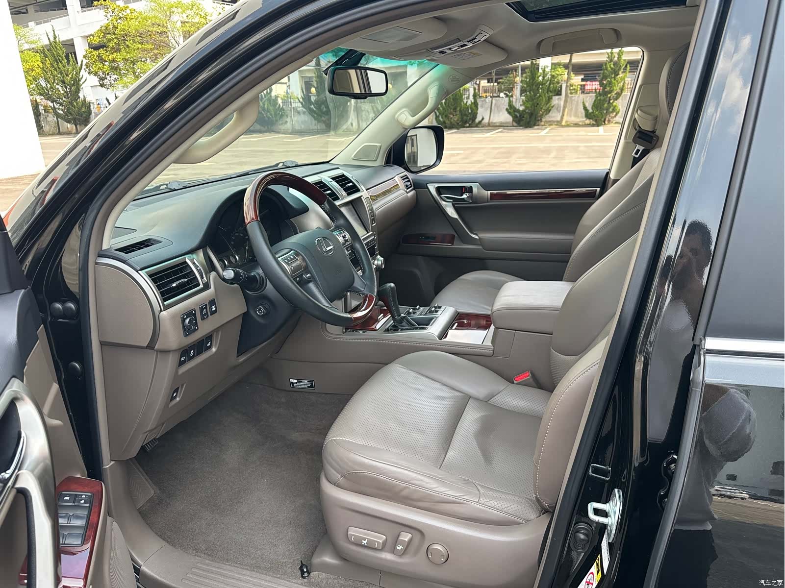 Lexus GX, 2013 24