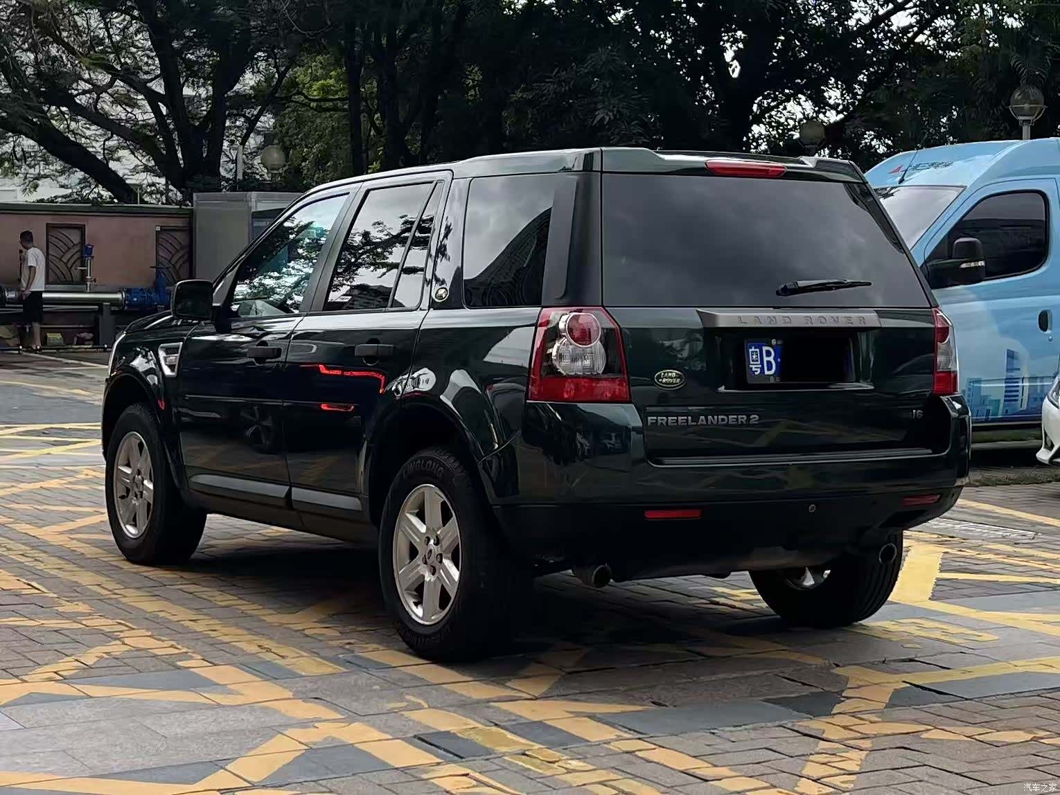 Land Rover i6, 2010 11