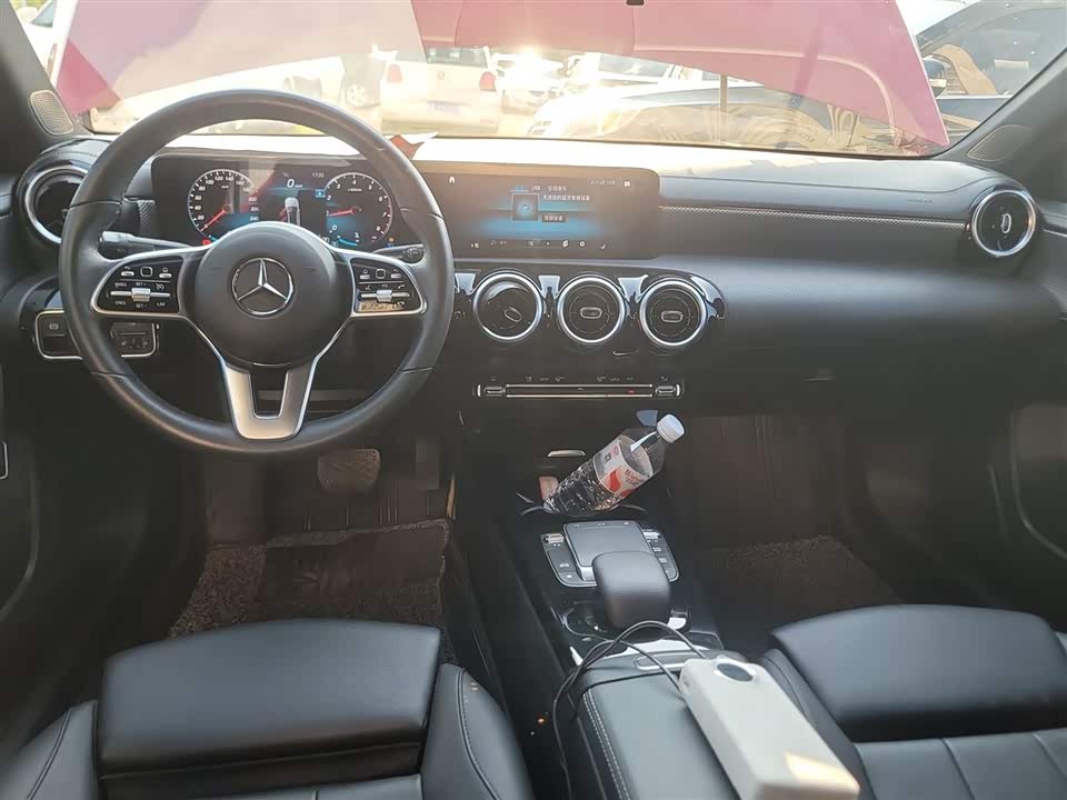 Mercedes-Benz Class A Mercedes-Benz Class A