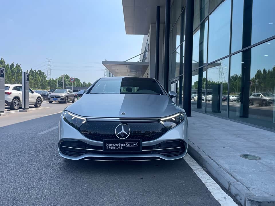 Mercedes-Benz EQS Mercedes-Benz EQS