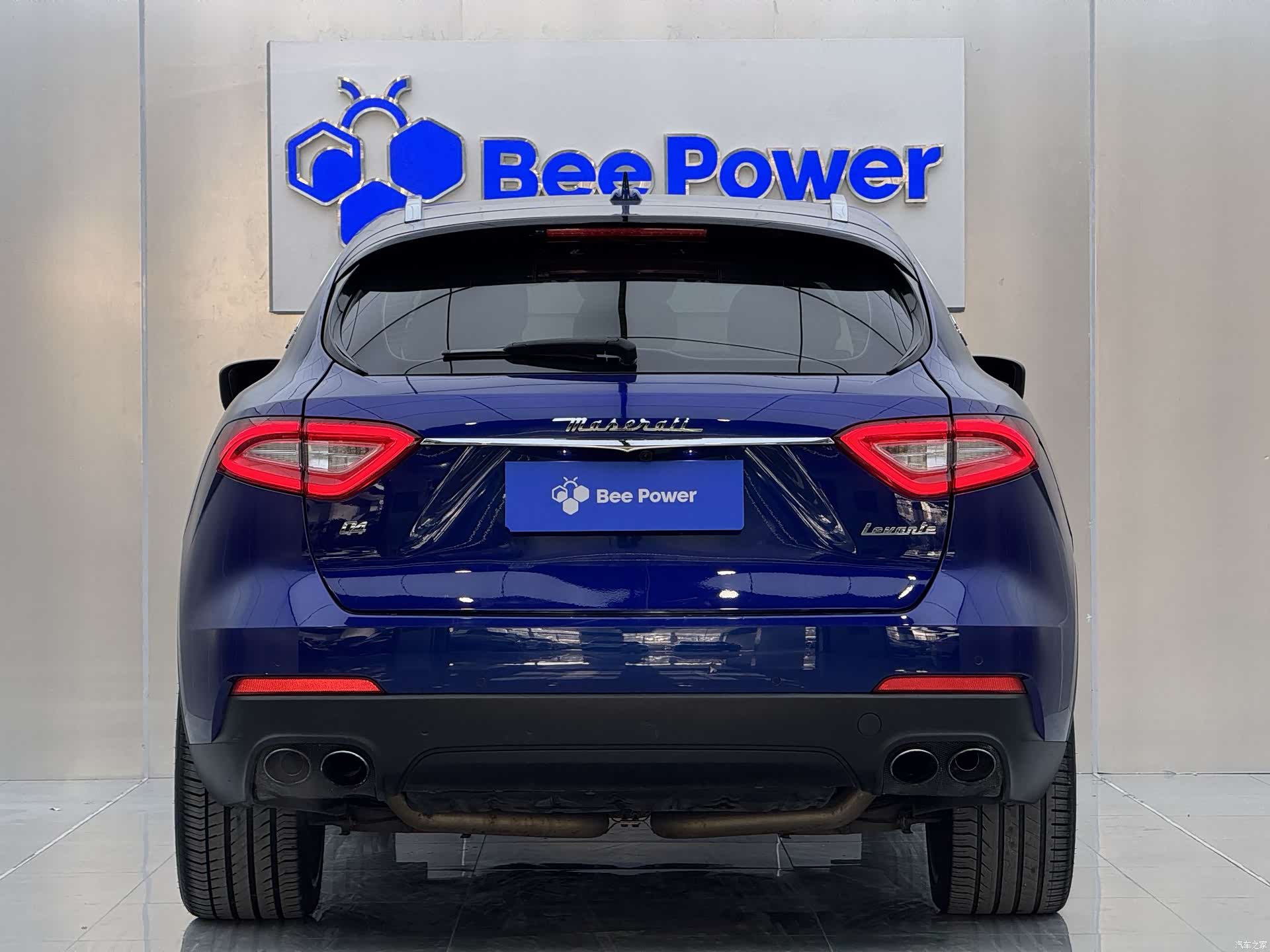 Maserati Levante, 2018 все фото